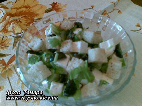 Легкий салатик с фетой и рукколой 