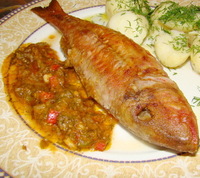 рецепт Рыба барабулька с помидорным соусом