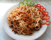рецепт Спагетти с фаршем и овощами