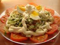 рецепт Салат капустный с помидорами