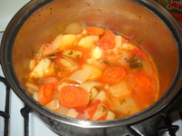 рецепт Томатный суп с рисовой лапшой (вегетарианский)