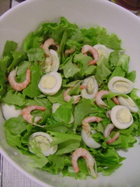 Вкусный салат с креветками